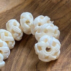 NWOT Brand New Cream Color Bone Beads Strand of 10